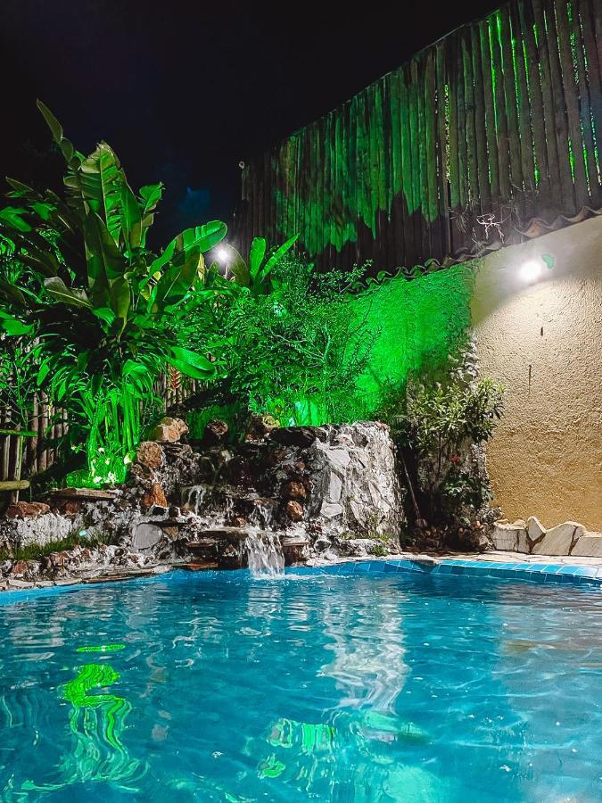 Pousada Casinha Velha Macacos  Esterno foto
