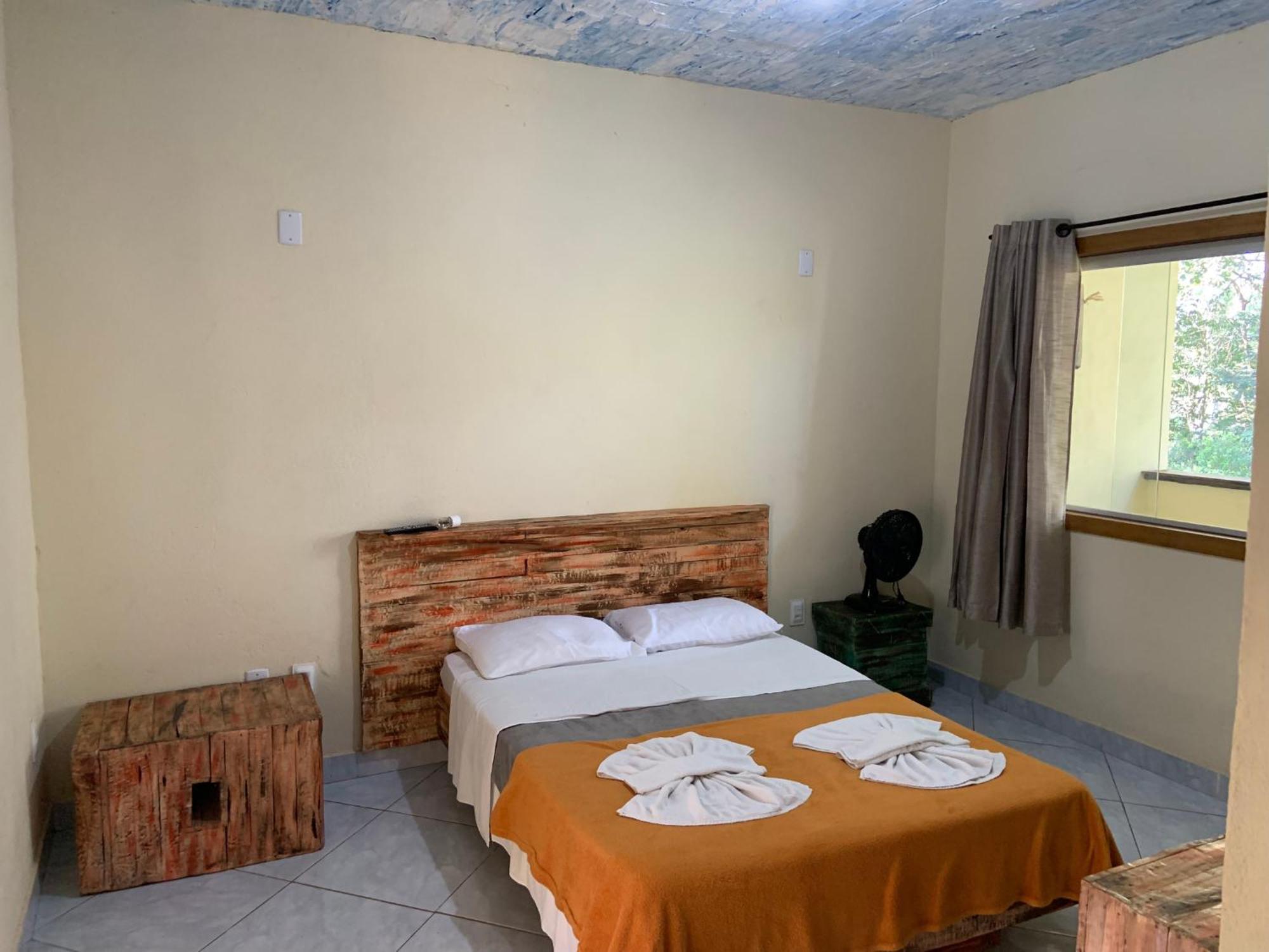 Pousada Casinha Velha Macacos  Esterno foto